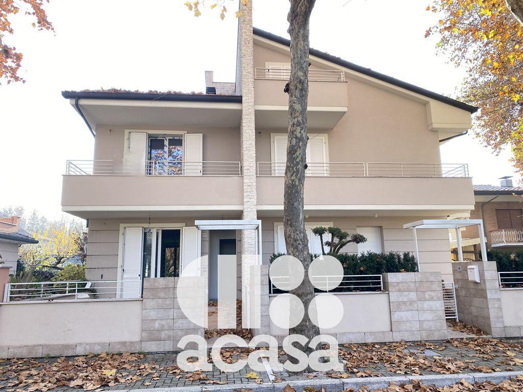 Sale Villa a schiera, Cesenatico foto