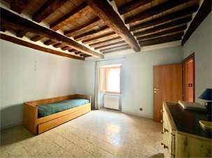 Vendita Trivani, Jesi