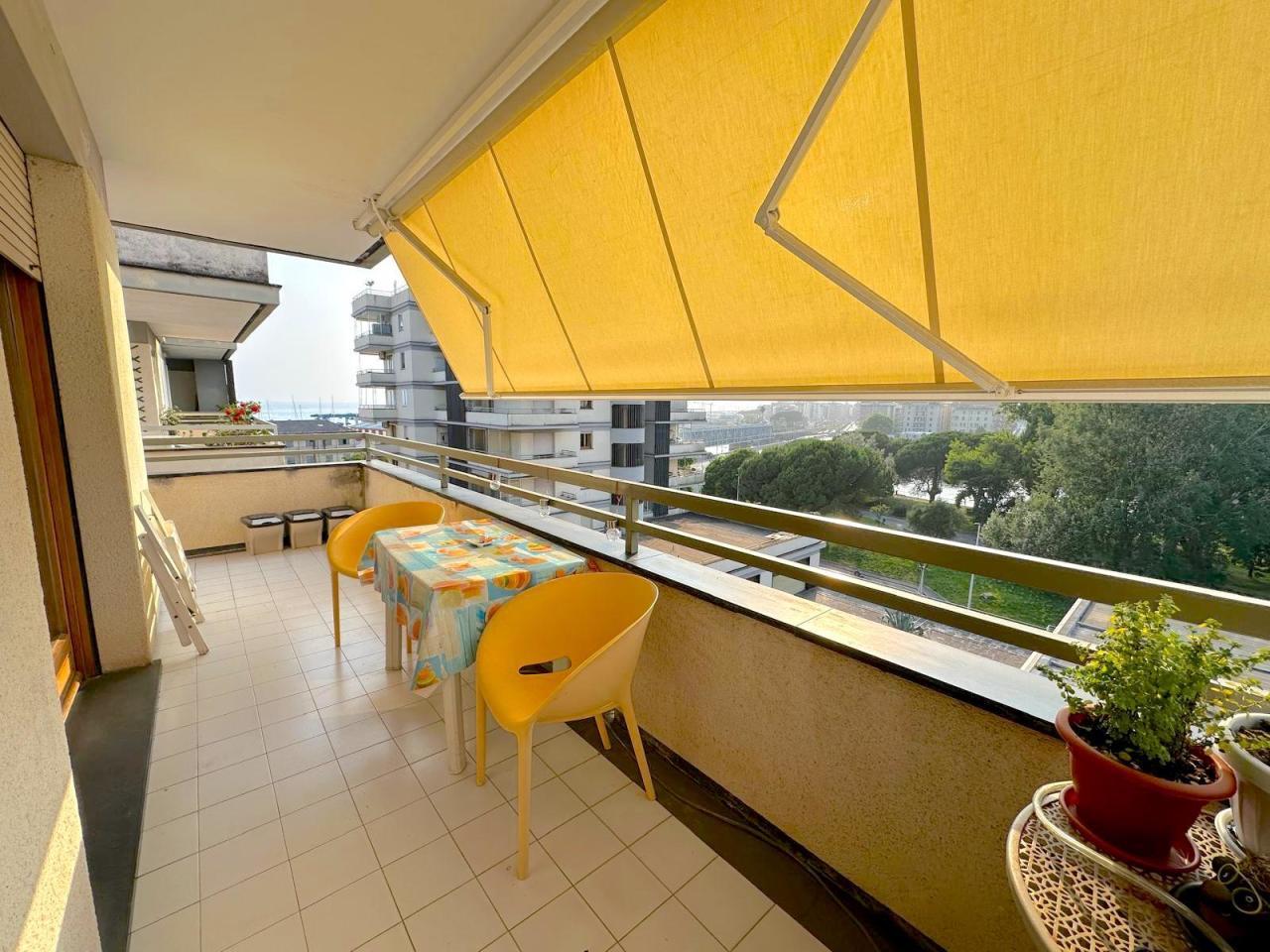 Affitto Quadrivani, Lavagna Affitto Quadrivani, Lavagna foto