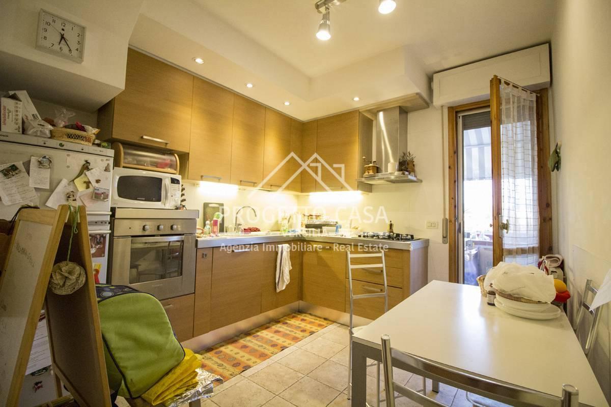 Vendita Appartamento, Viareggio foto