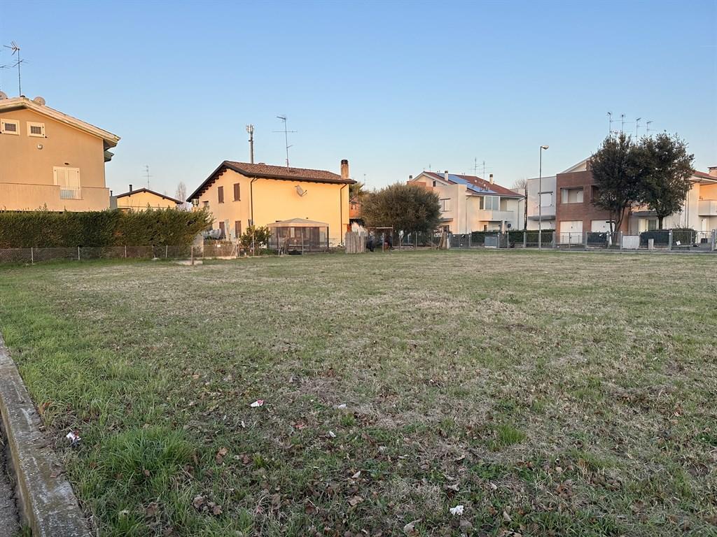 Vendita Terreno Residenziale, Russi foto