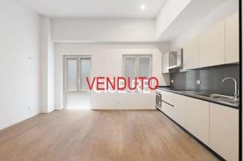 Sale Appartamento, Milano Sale Appartamento, Milano
