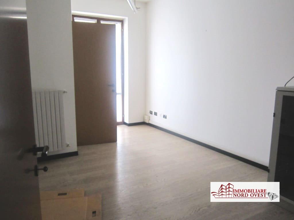 Affitto Quadrivani, Arluno Affitto Quadrivani, Arluno foto