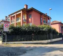 Vendita Trivani, La Loggia