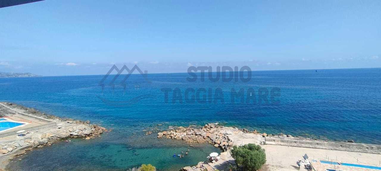 Sale Roomed, Sanremo foto