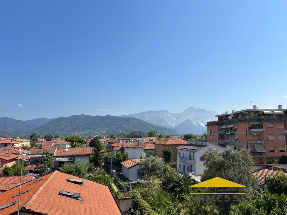 Vendita Quadrivani, Carrara foto