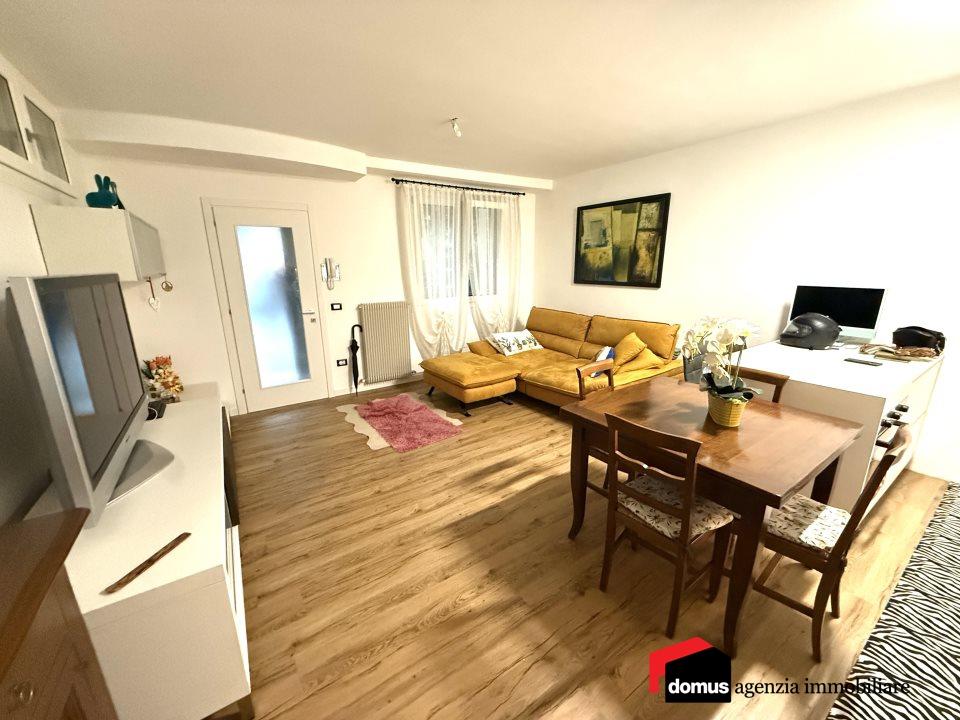 Vendita Quadrivani, Zane Vendita Quadrivani, Zane foto