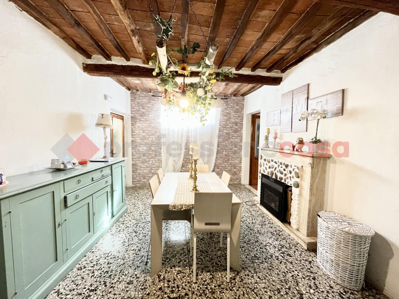 Vendita Casa indipendente, Buti foto