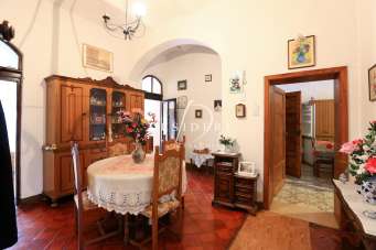Vendita Pentavani, Scansano