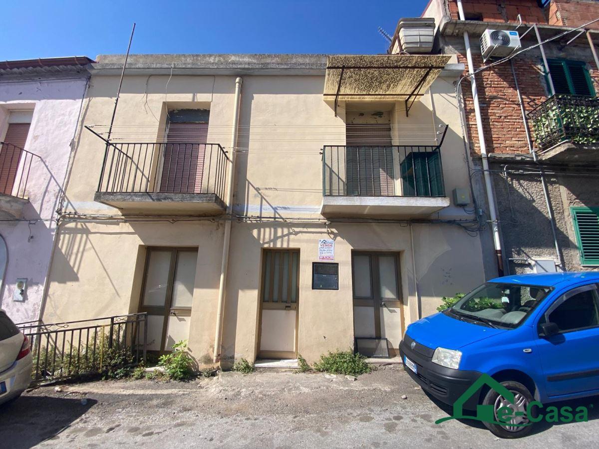 Vendita Trivani, Messina foto