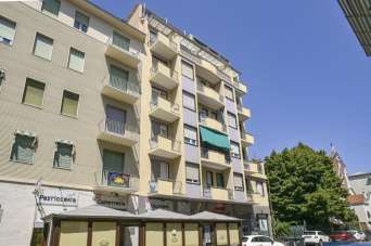 Vendita Trivani, Torino