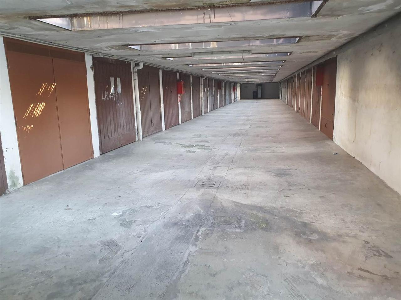 Vendita Garage e posti auto, Cologno Monzese foto