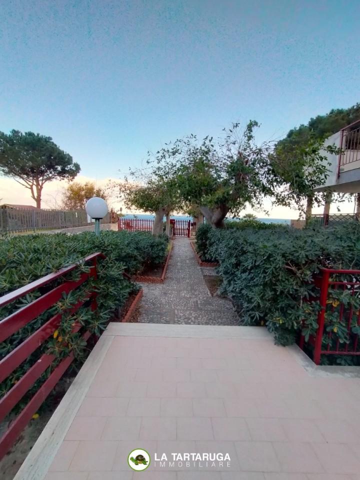 Vendita Bivani, Sant'Alessio Siculo foto