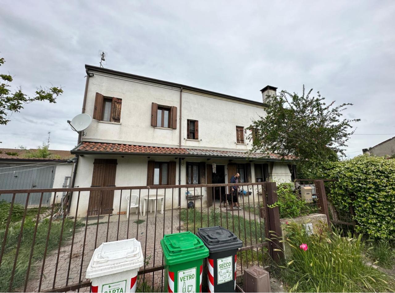 Vendita Eptavani, Rovigo foto
