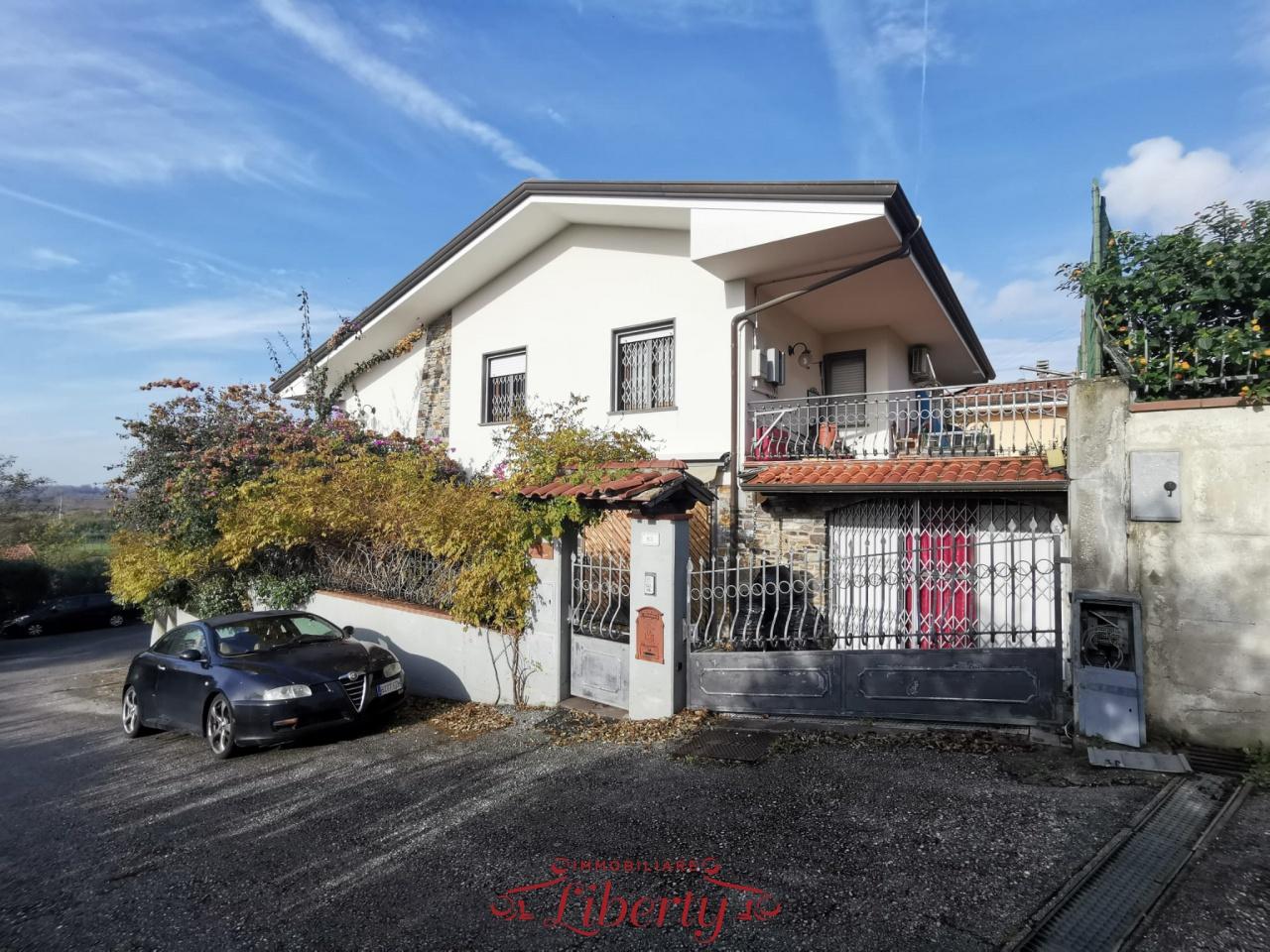 Vendita Multivani, Massarosa foto
