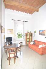 Rent Trivani, Livorno