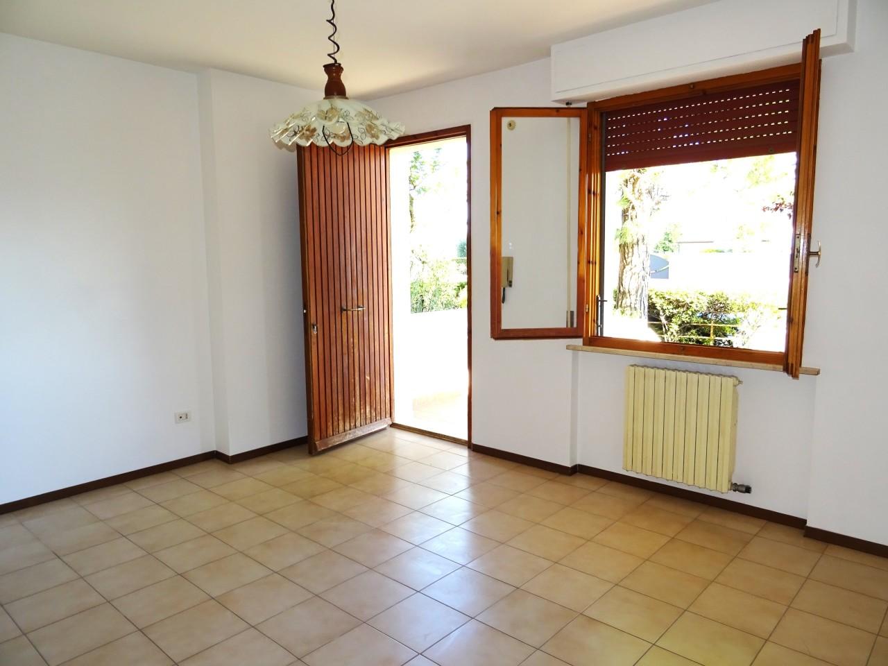 Vendita Trivani, Montemarciano Vendita Trivani, Montemarciano foto