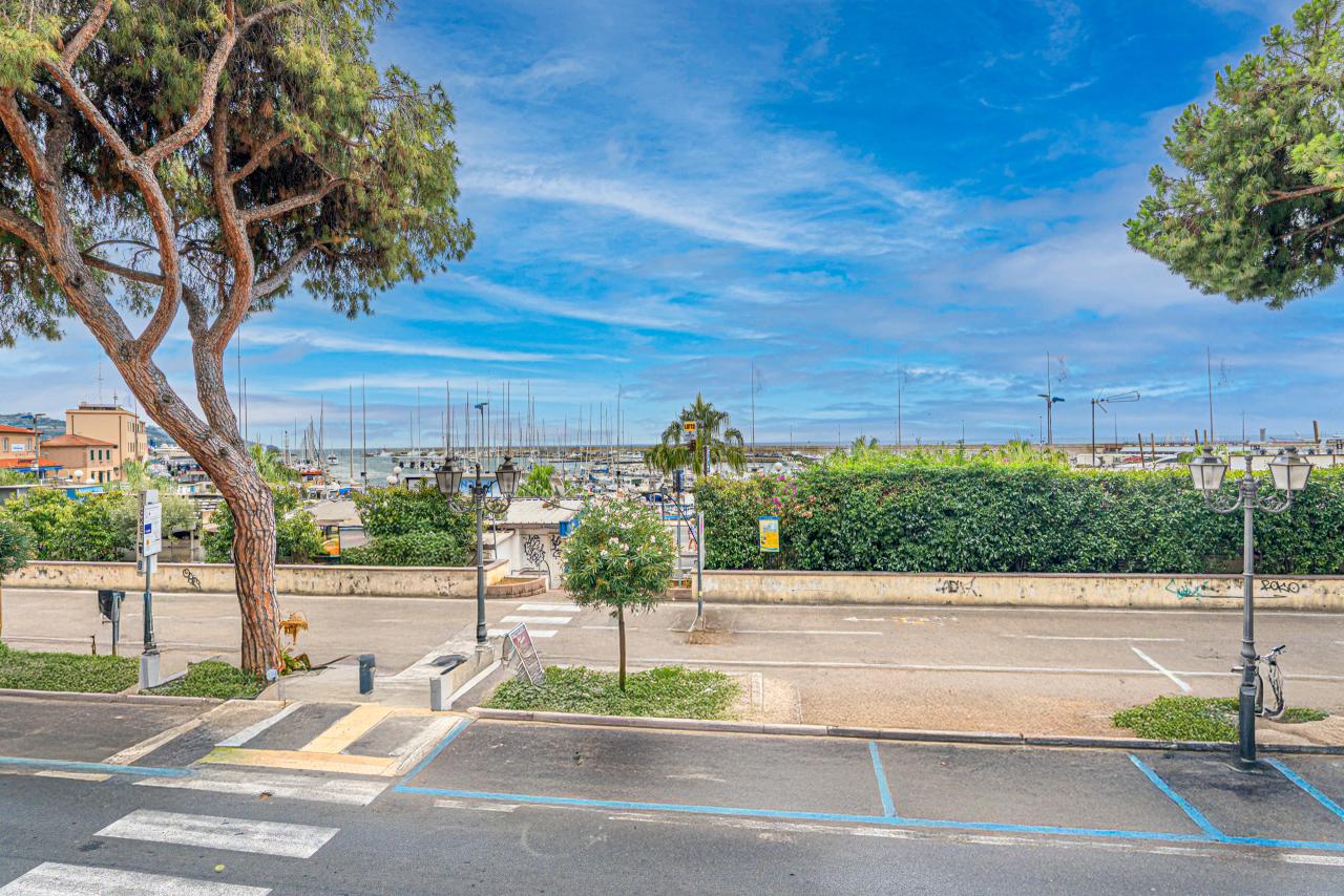 Vendita Bivani, Sanremo foto