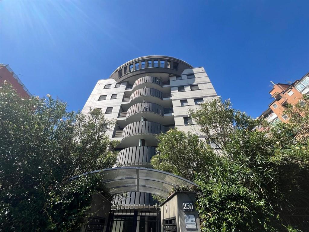 Vendita Appartamento, Milano foto