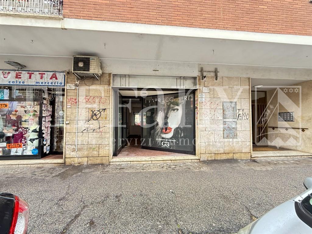 Vendita Negozio, Roma foto