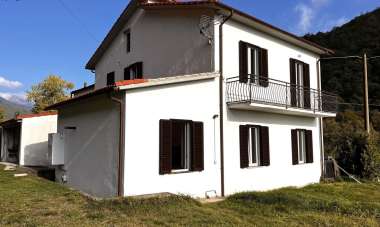 Vendita Ville, Licciana Nardi