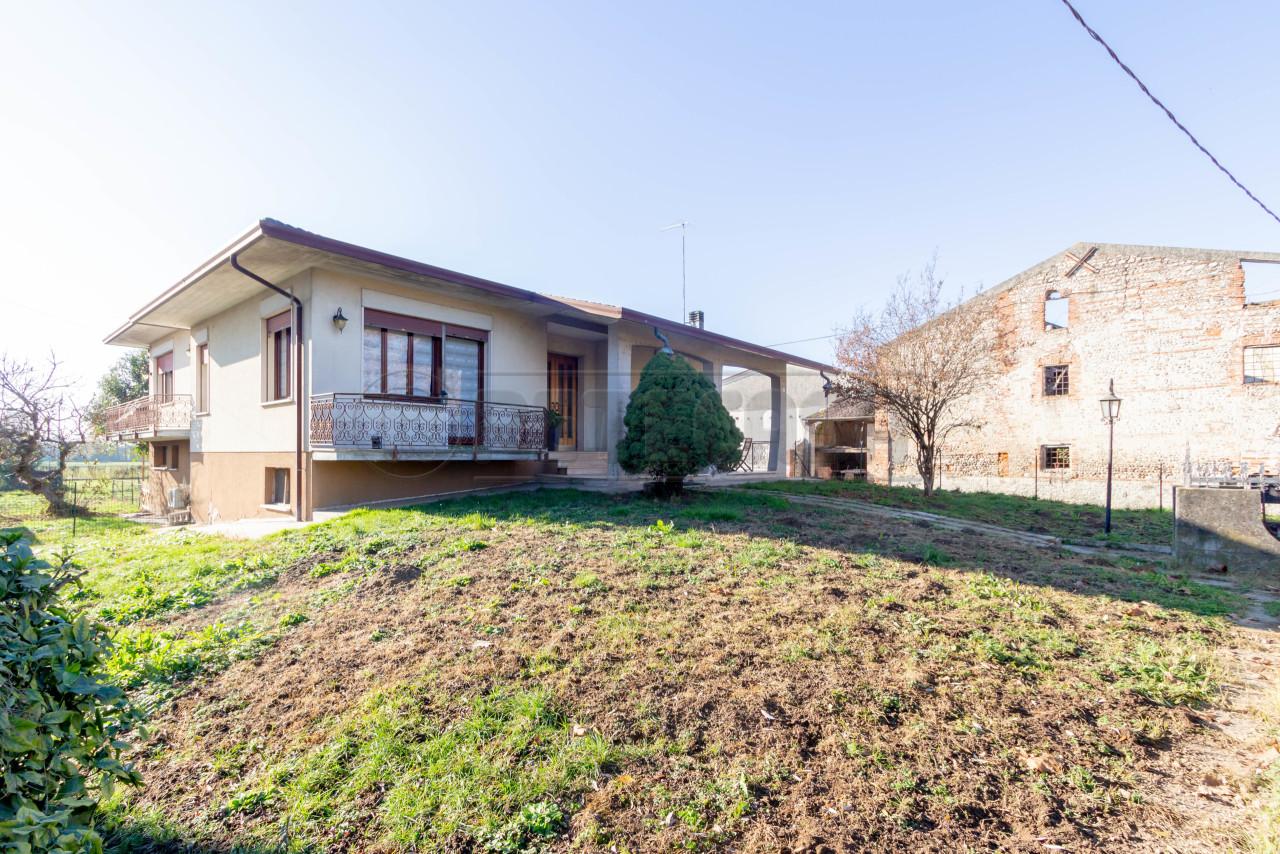 Vendita Multivani, Pozzoleone foto