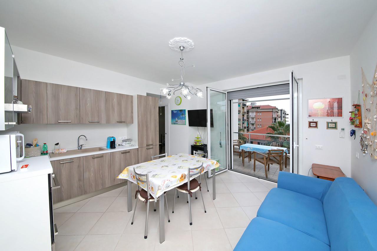 Vendita Quadrivani, Borghetto Santo Spirito foto