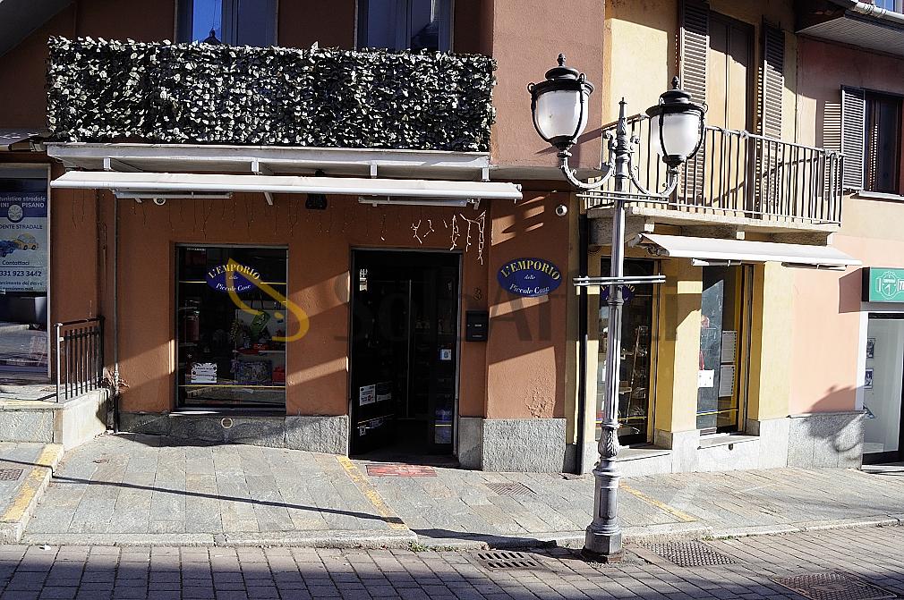 Affitto Oltre 5 vetrine, Settimo Torinese foto