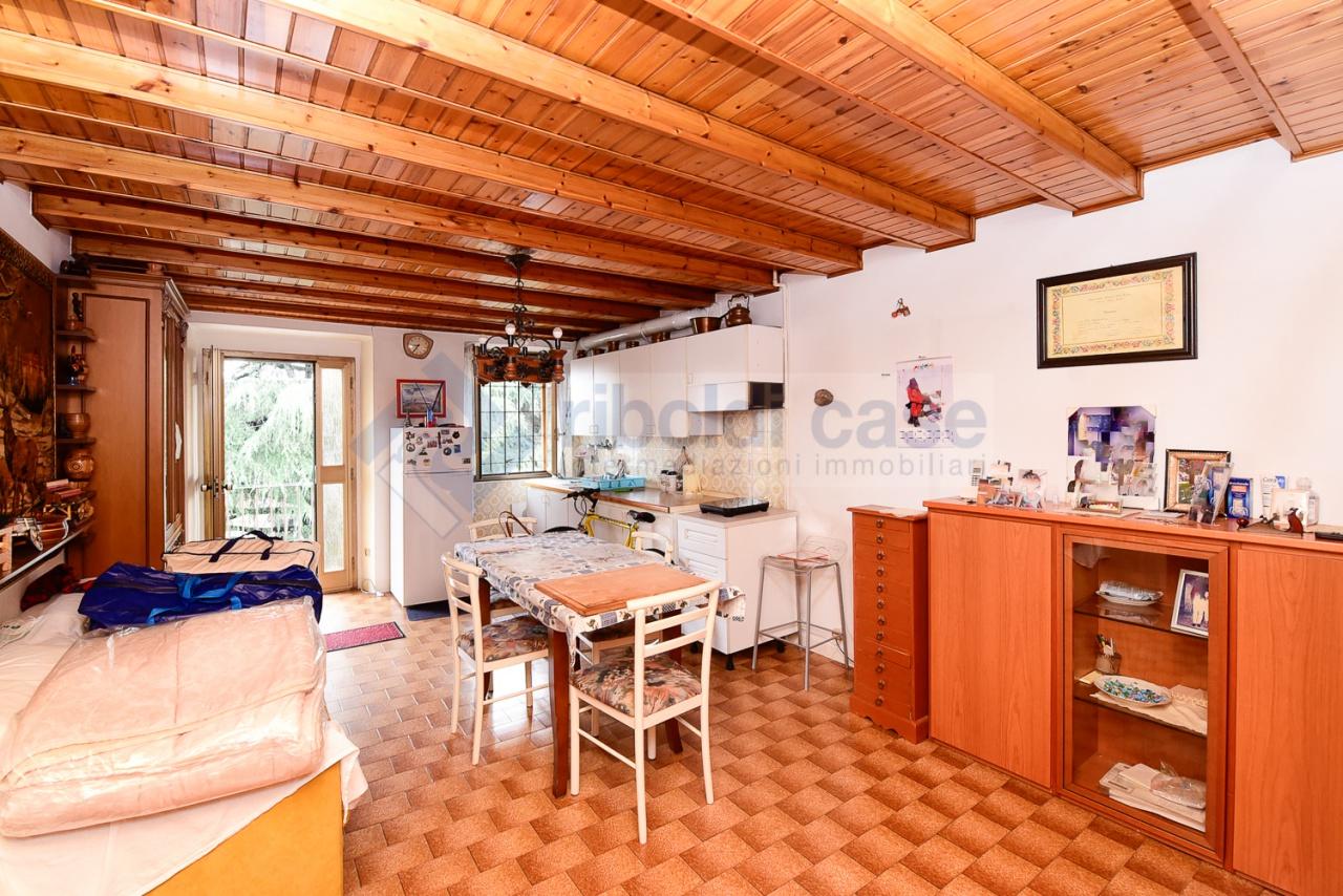 Vendita Trivani, Cesano Maderno foto