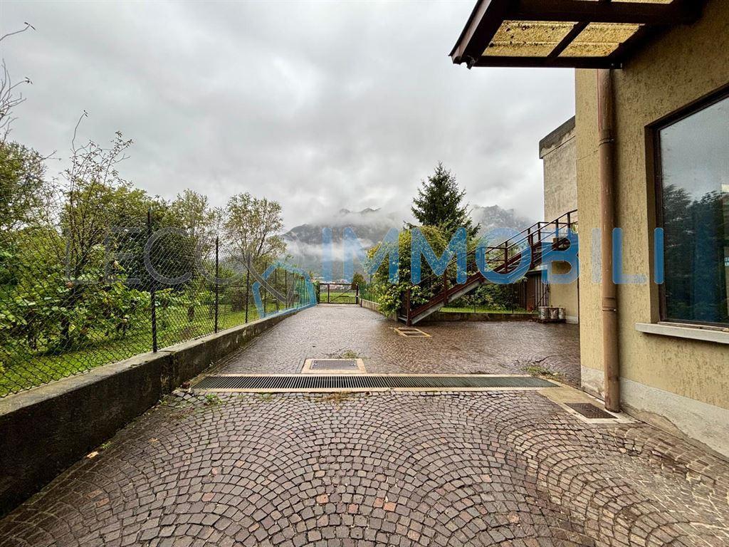 Vendita Capannone, Lecco foto