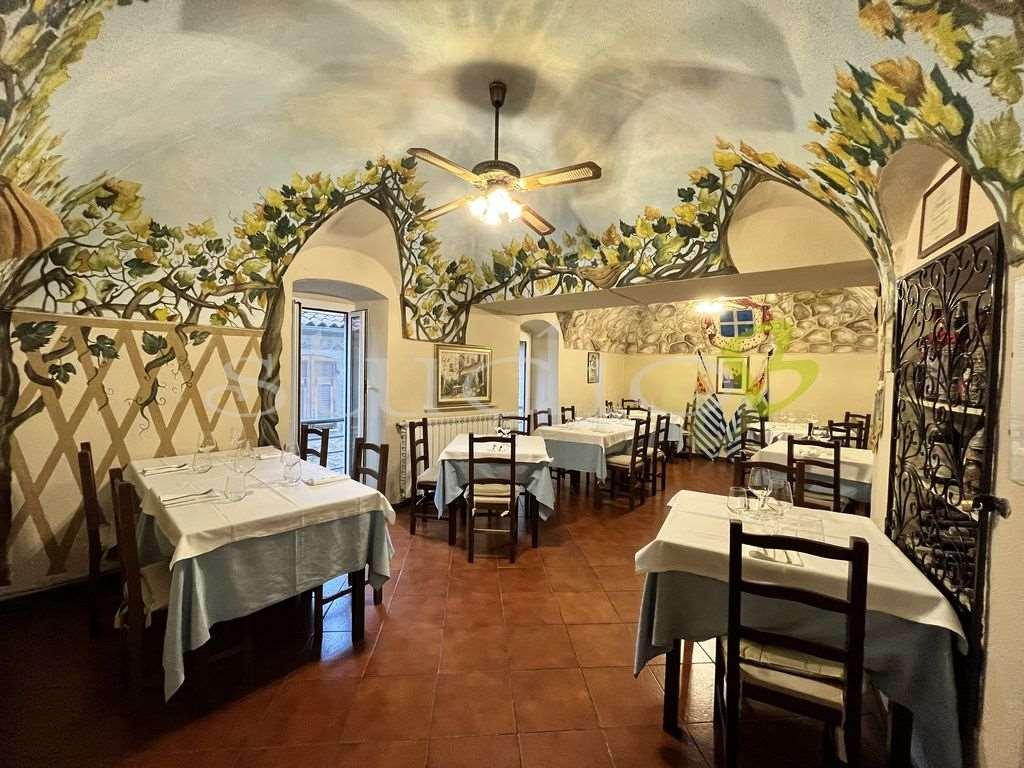 Nuda proprietà nuda proprietà, Seborga foto