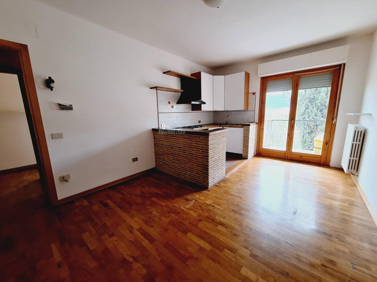 Sale Appartamento, Maltignano foto