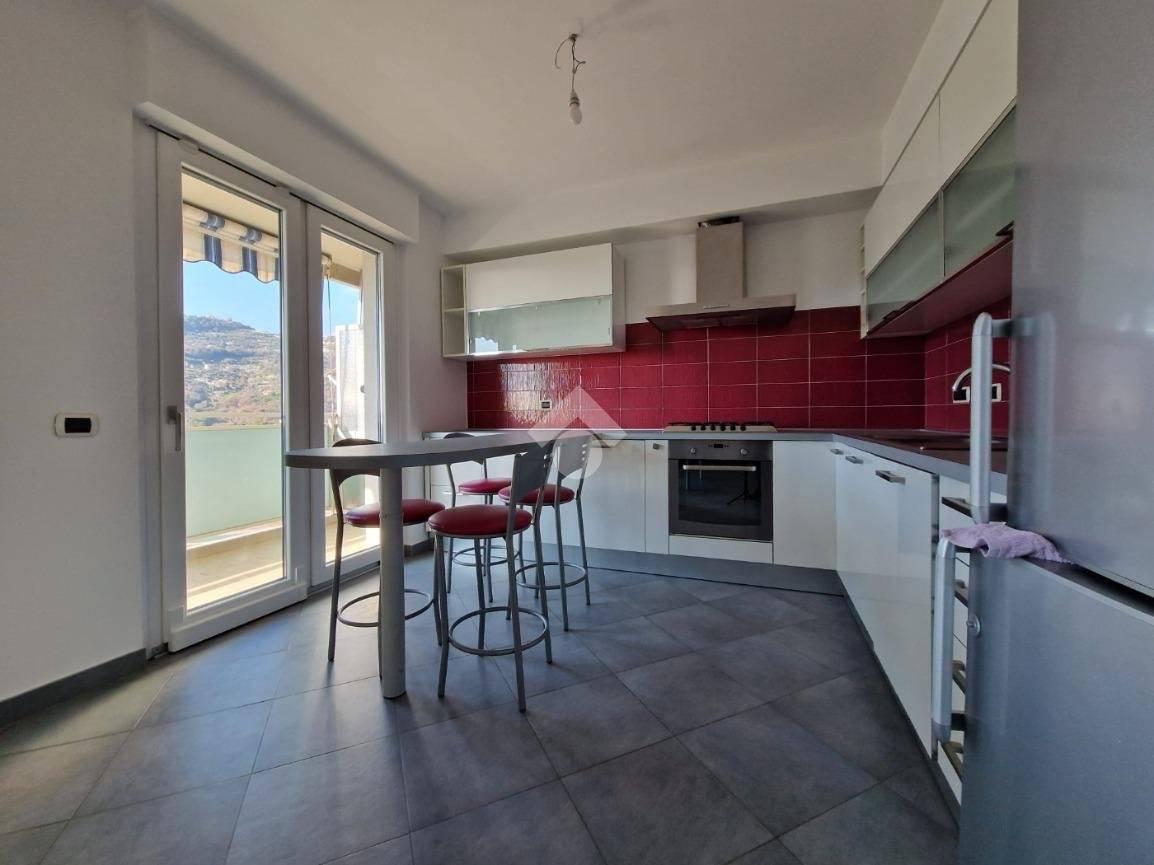 Vendita Quadrivani, Ventimiglia foto