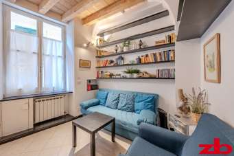 Vendita Trivani, Genova