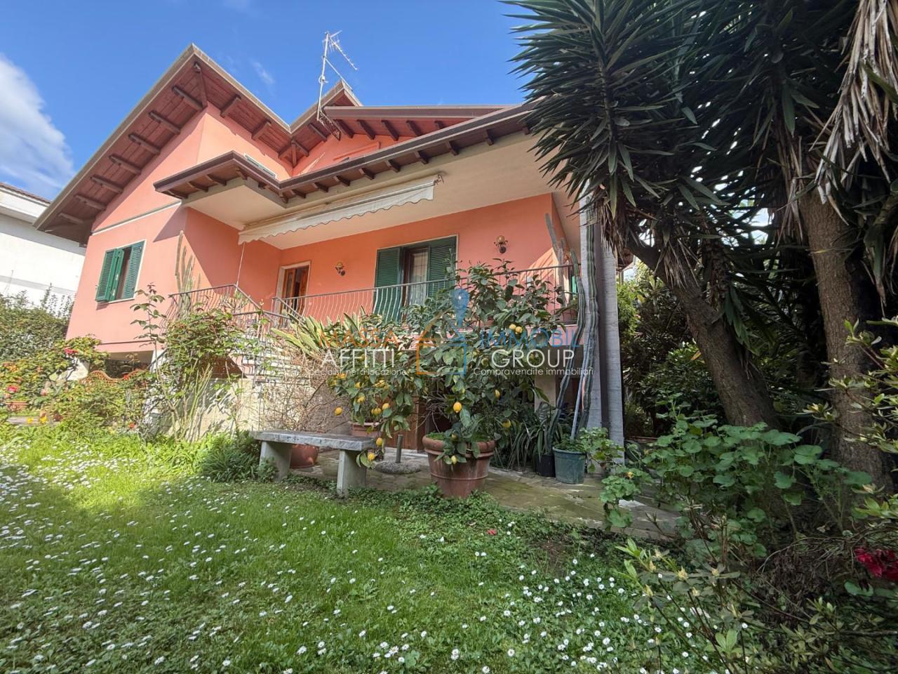 Vendita Eptavani, Carrara Vendita Eptavani, Carrara foto