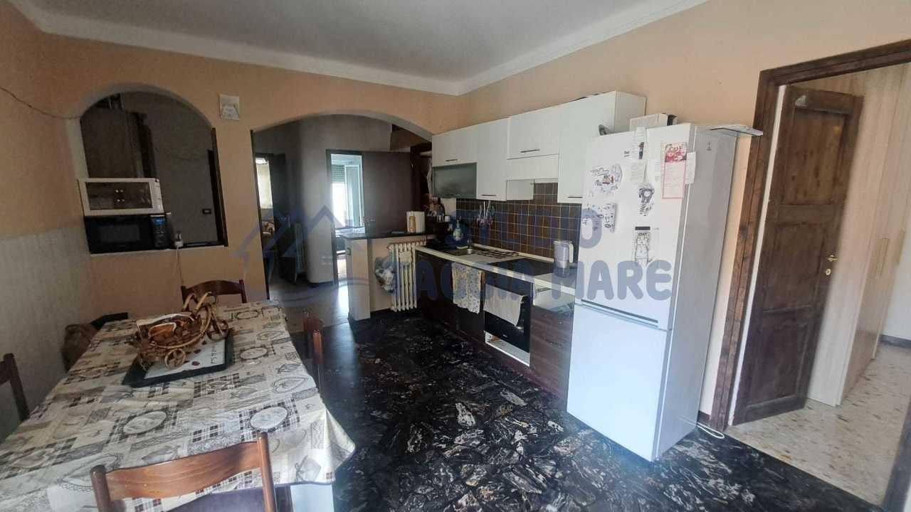 Vendita Quadrivani, Sanremo foto