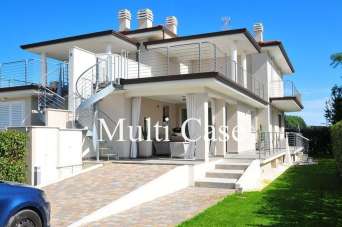 Vendita Villa, Camaiore