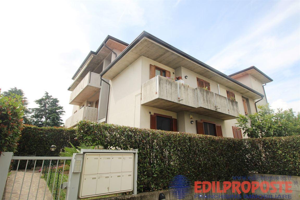 Vendita Appartamento, Ceriano Laghetto foto