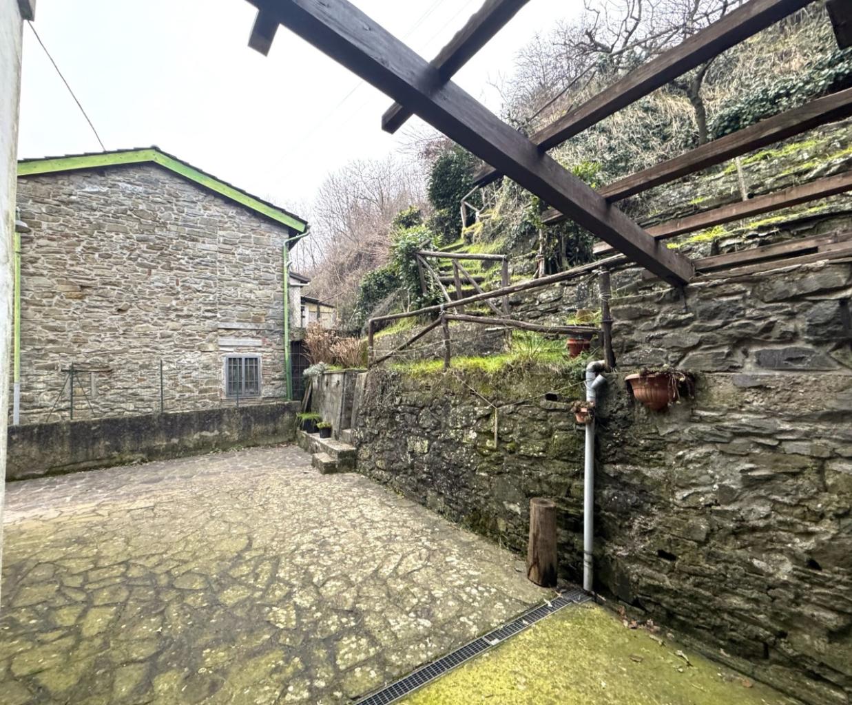 Vendita Eptavani, Vernio foto