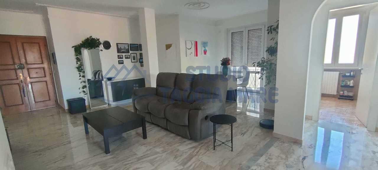 Vendita Quadrivani, Taggia foto