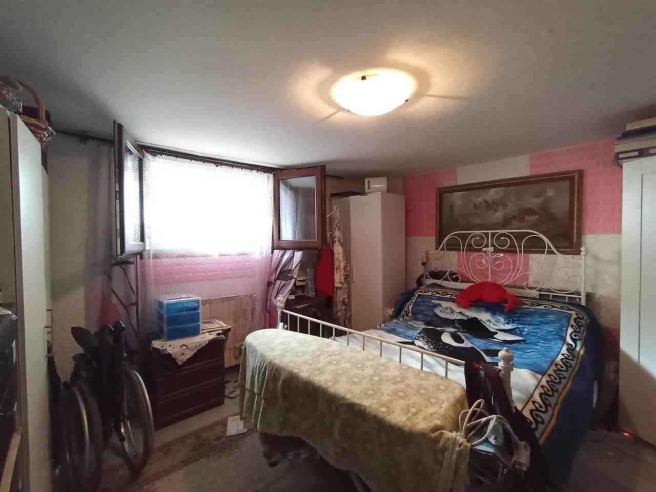 Vendita Quadrivani, Misano Adriatico Vendita Quadrivani, Misano Adriatico foto