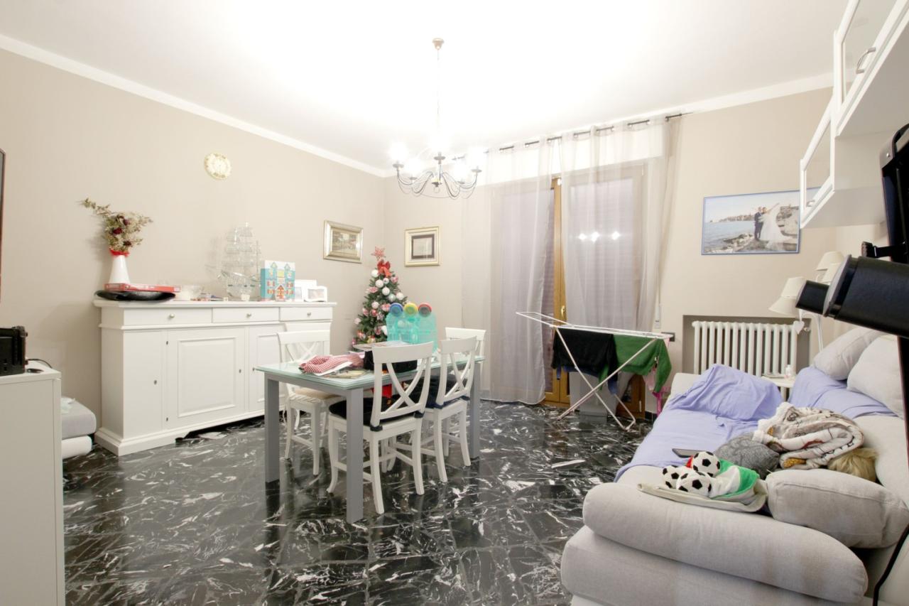 Vendita Multivani, Asciano foto