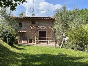 Vendita COLONICA, Scarperia e San Piero