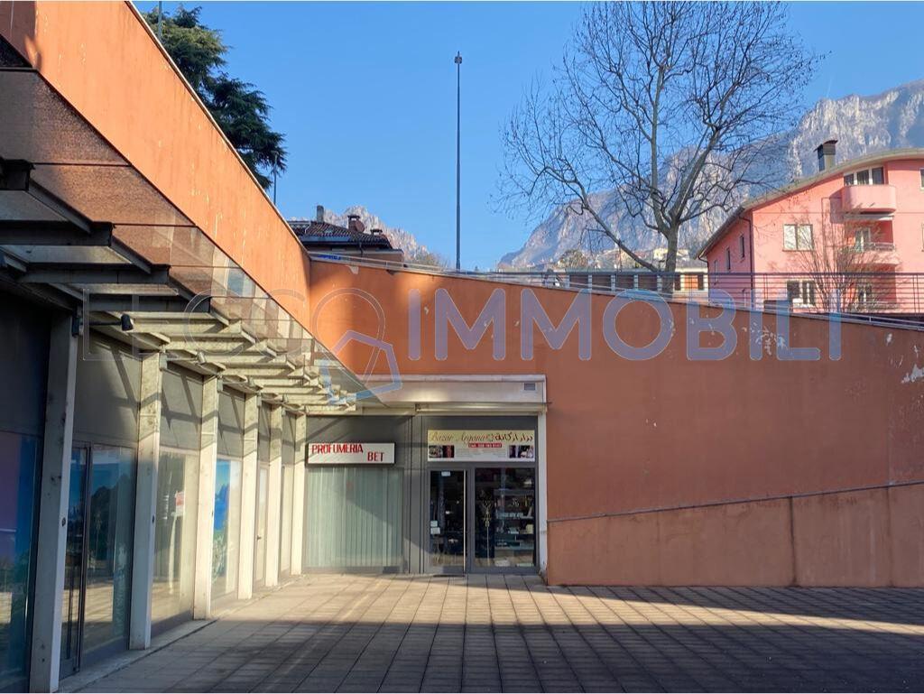 Vendita Negozio, Lecco foto