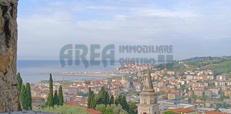 Vendita Multivani, Imperia foto