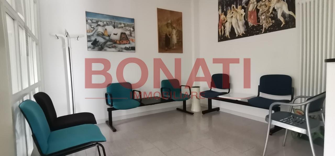 Vendita Quadrivani, Aulla foto