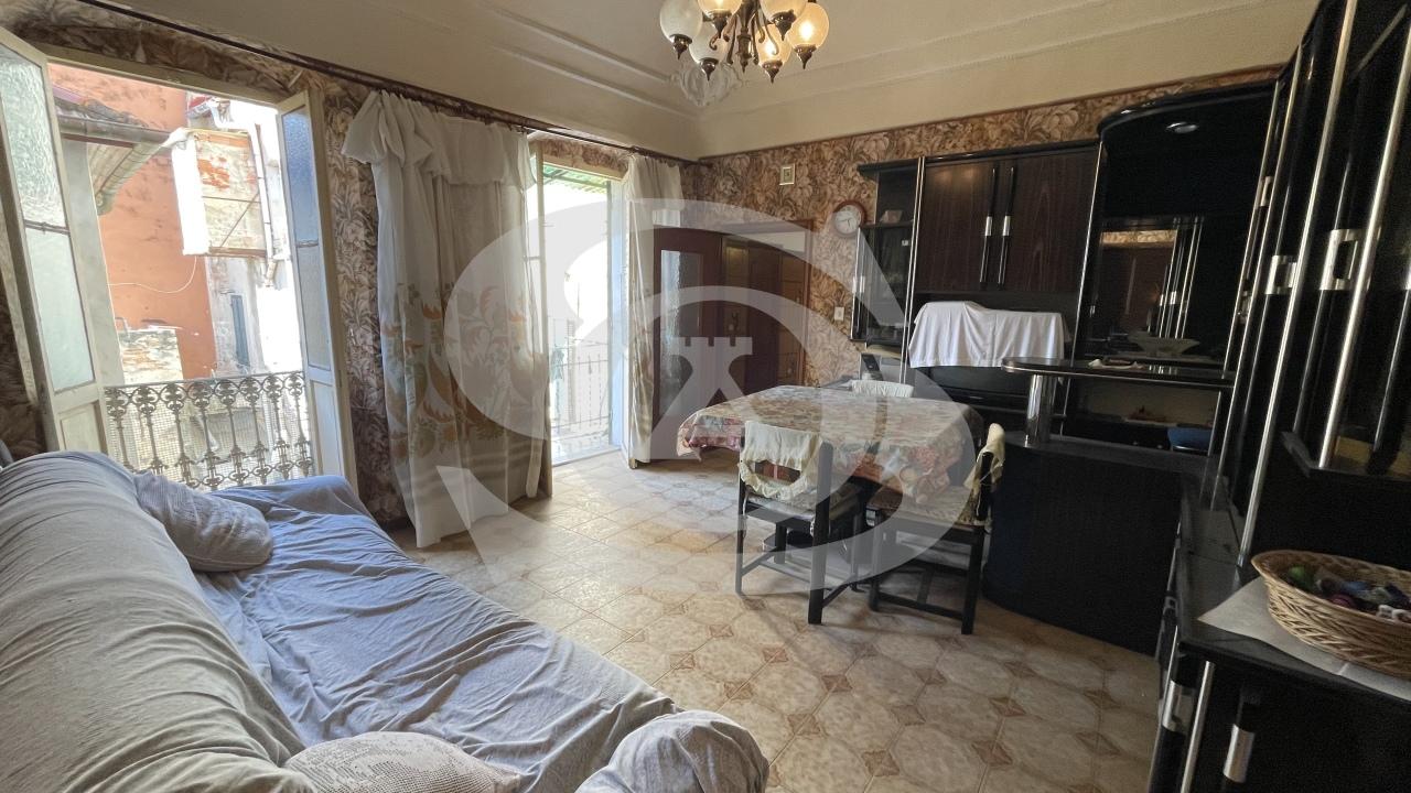 Vendita Quadrivani, Sanremo foto