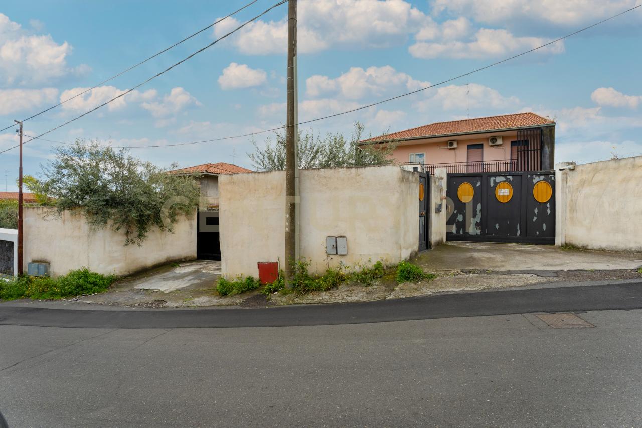 Vendita Multivani, Mascalucia foto
