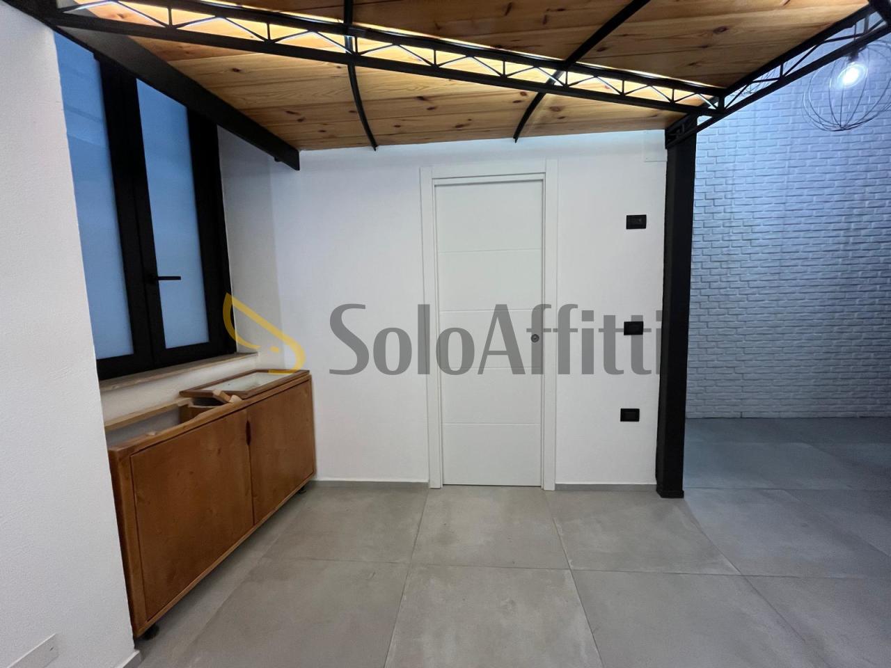 Affitto Monovano, Napoli foto