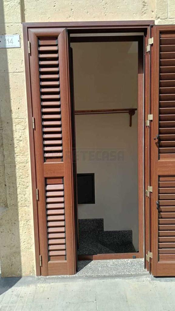 Vendita Monovano, Maglie foto
